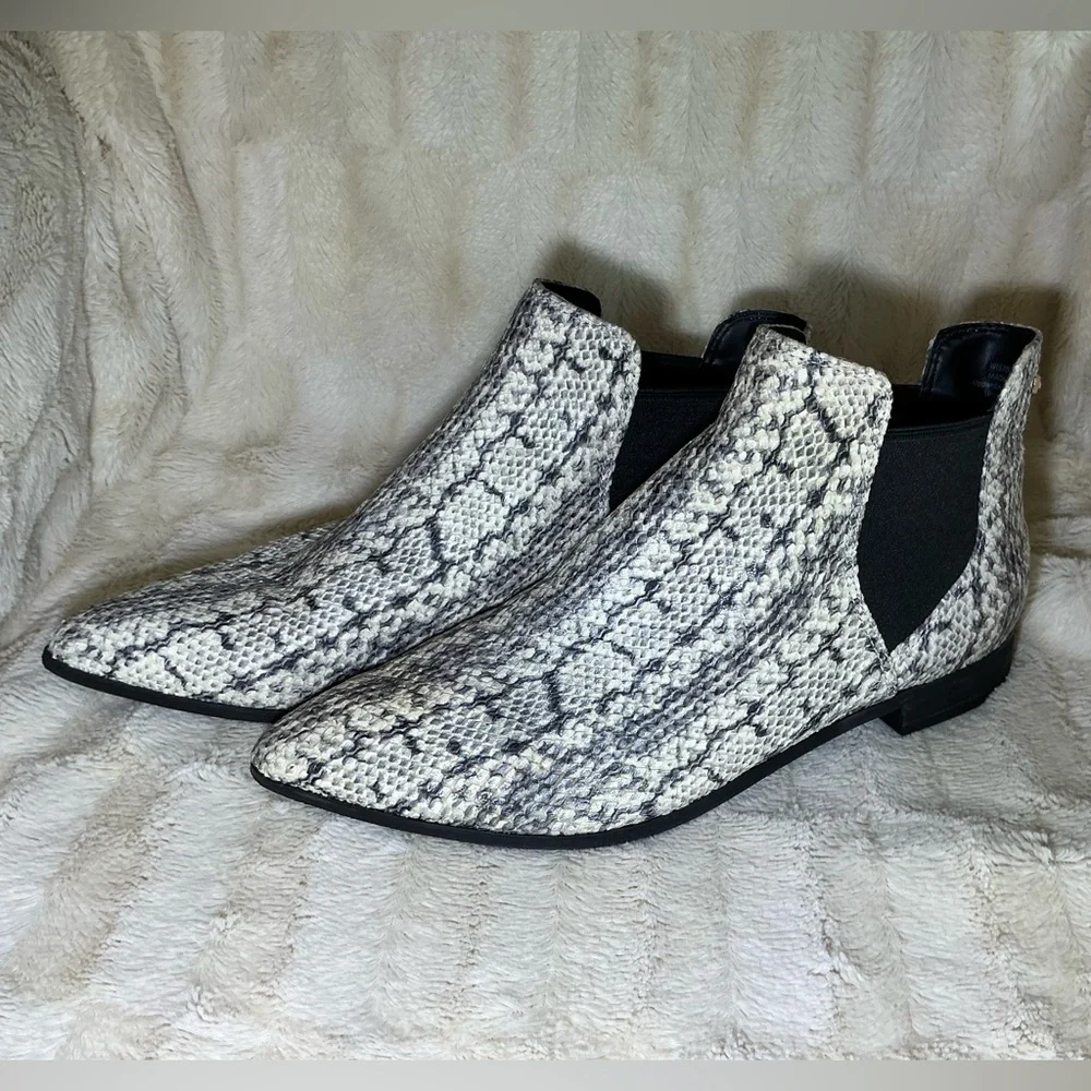 Cole Haan “Hara” Python Leather Bootie women’s size 9.5